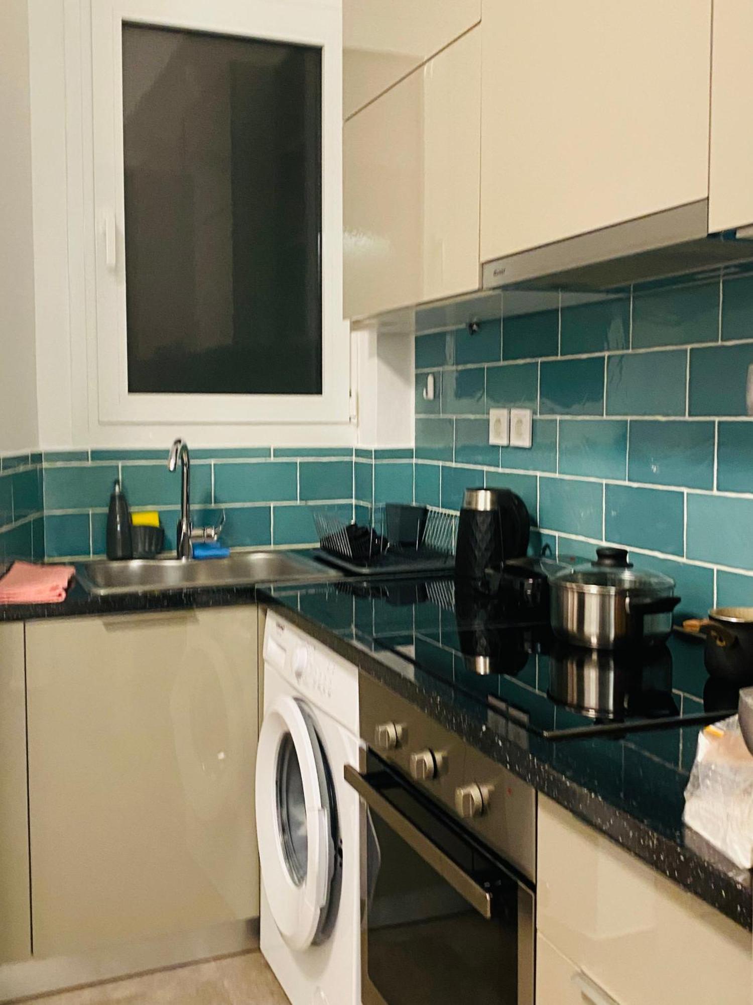 Apartment Antinoros Inn, Stylish Apartment,3' To Metro Athens
