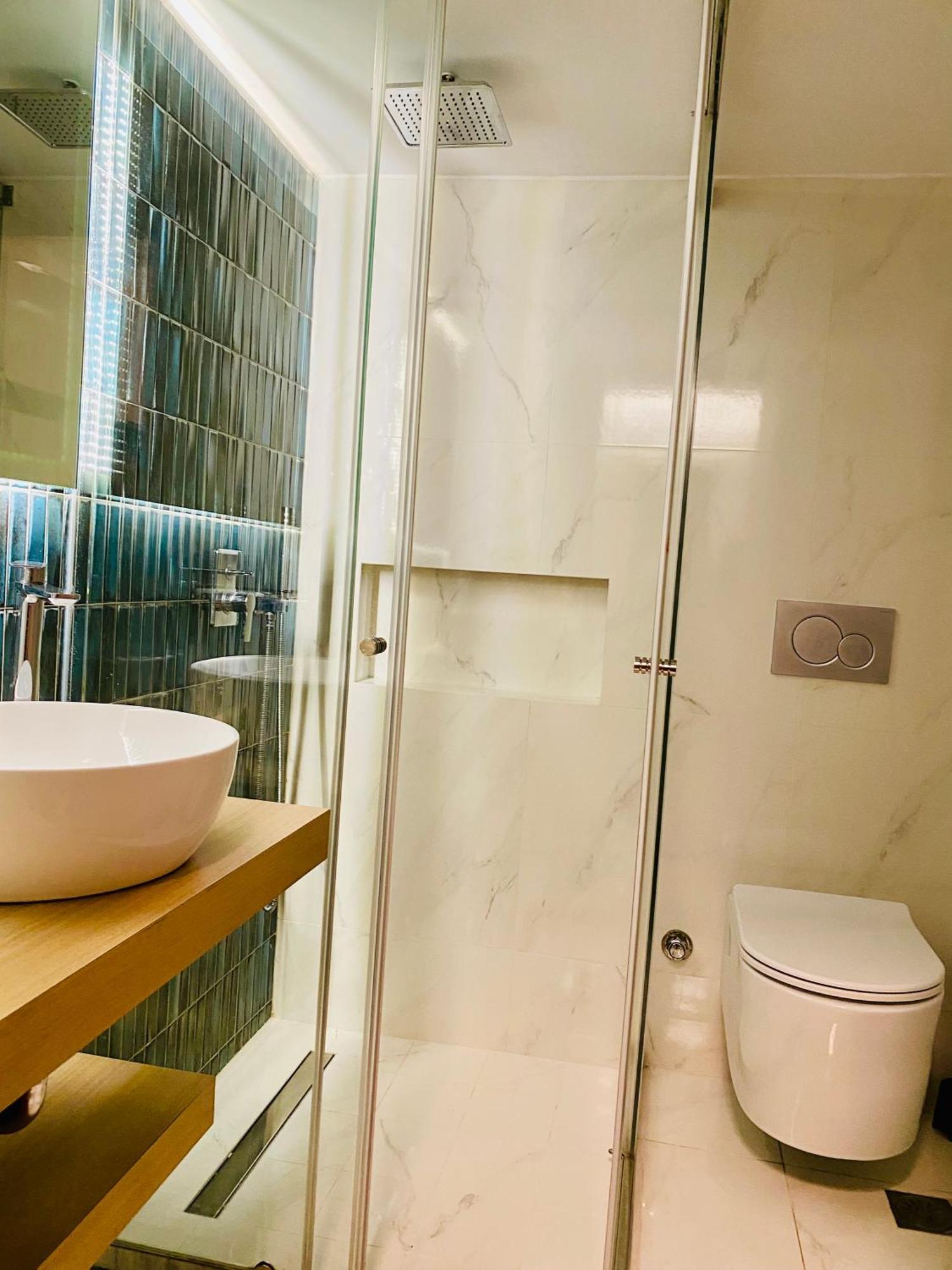 Antinoros Inn, Stylish Apartment,3' To Metro Athens