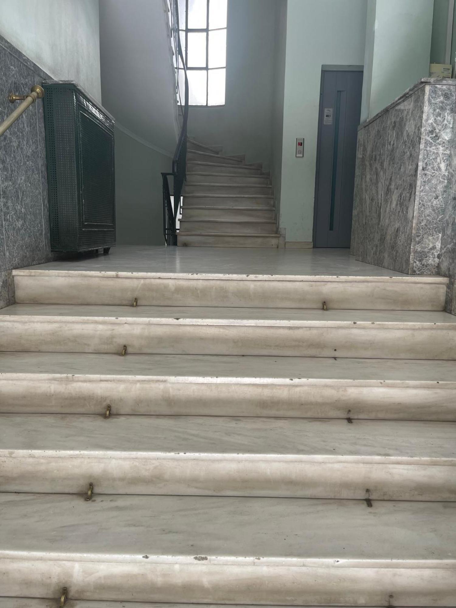 Appartamento Antinoros Inn, Stylish Apartment,3' To Metro Atene
